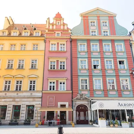 Rynek 20/21 -cosy New On The Market Square - 4 Bedrooms - 8 People Apartment Wroclaw